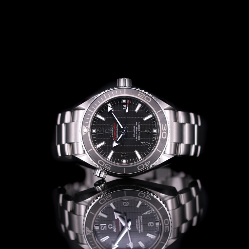 W100 - OMEGA SEAMASTER SKYFALL