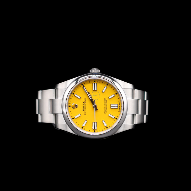 OYSTER PERPETUAL 124300 YELLOW