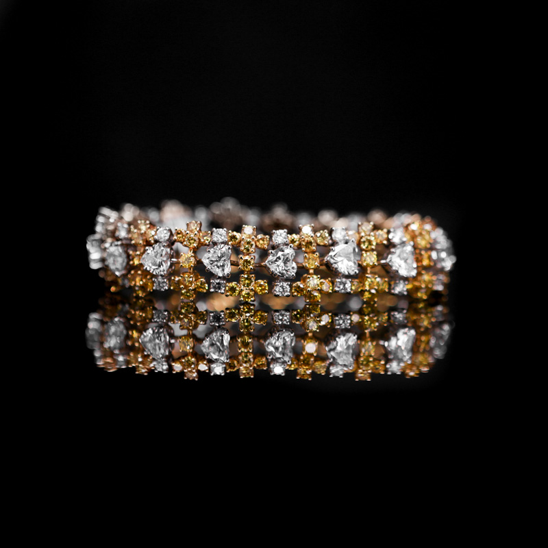 GRAFF HEART SHAPE & YELLOW DIAMOND BRACELET